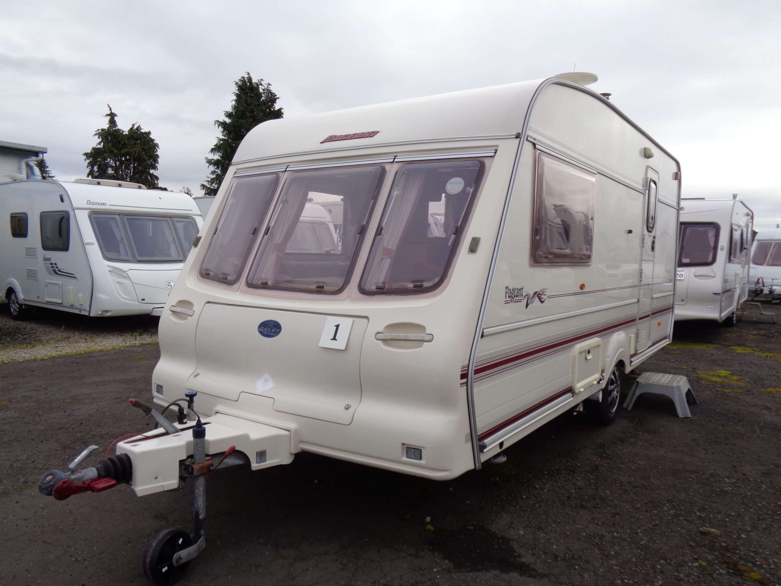 Caravan No. 01 – 1998 Bailey Pageant Imperial 2 berth, £4,500