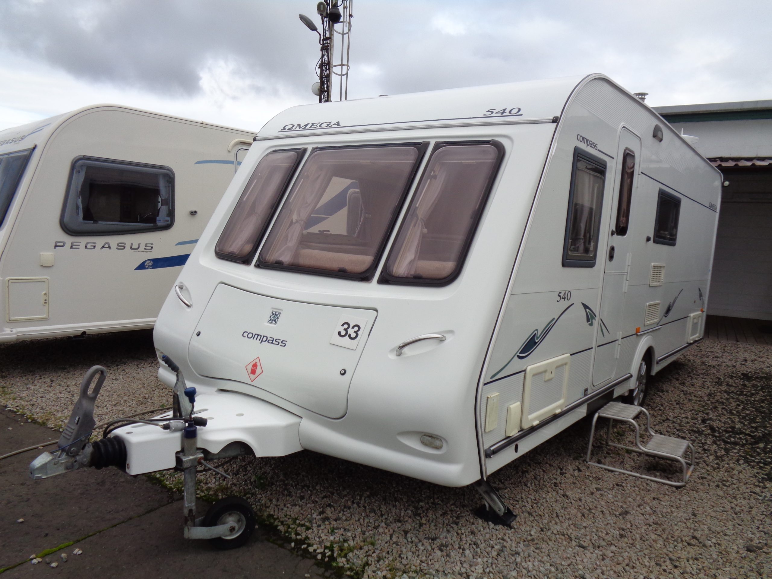 Caravan No. 33 – 2005 Compass Omega 540 4 berth, £7,100