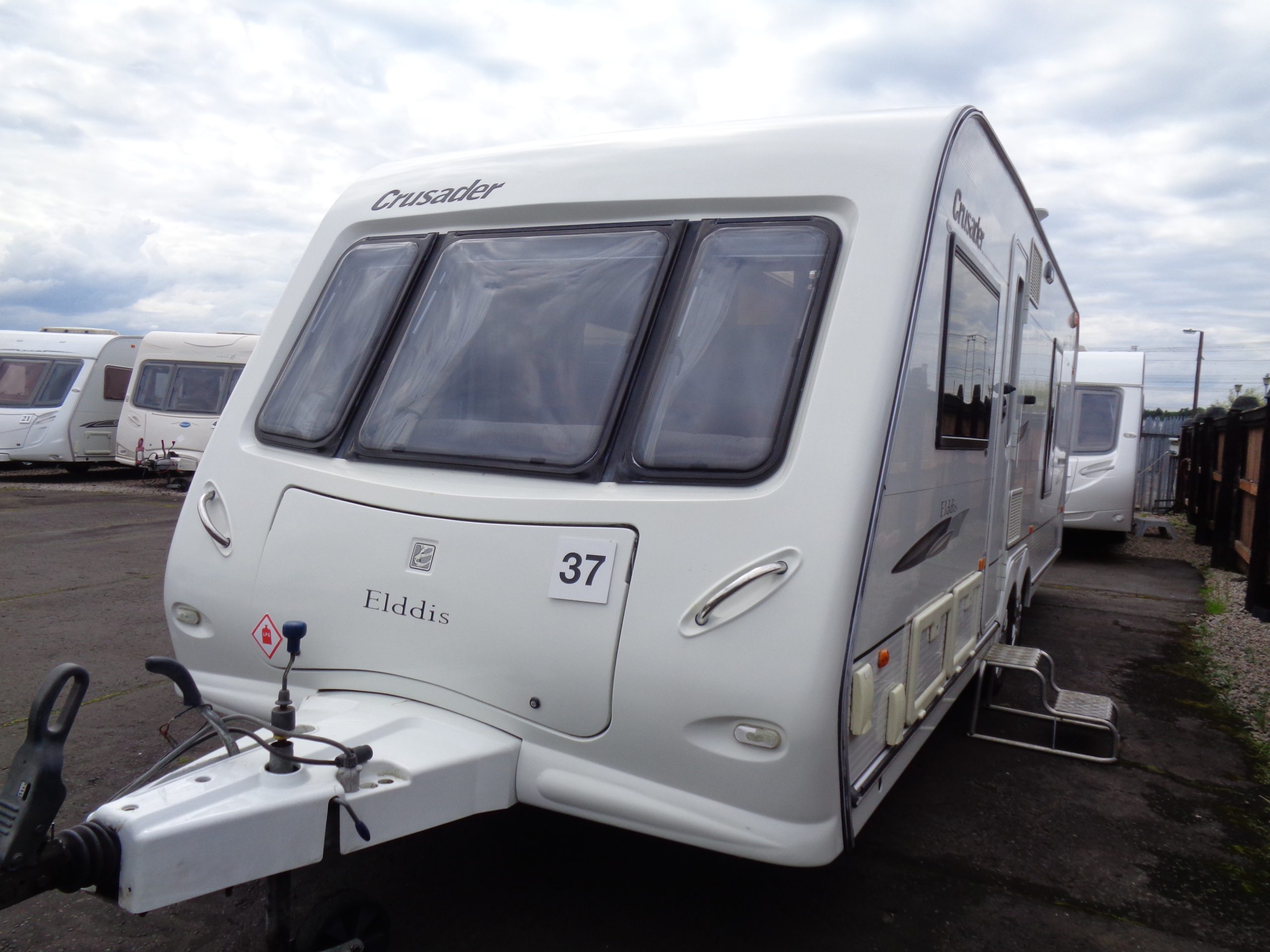 Caravan No. 37 – 2008 Elddis Crusader Super Sirocco T/A 4 berth REDUCED from £10,900 …………. NOW £9800